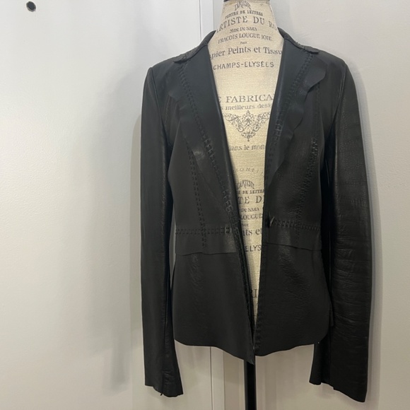 Gorgeous Elie Tahari black leather jacket with beautiful decoration. Size L. - Picture 13 of 13